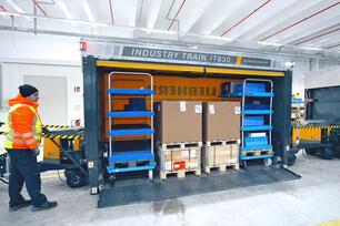 Warenträgersysteme Industry Train Routenzug