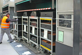 Schlepperverriegelung und Absenkfreigabe