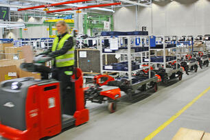 Tugger train Factory Train (outdoor &amp; indoor)