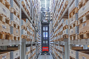 Automated high bay warehouse